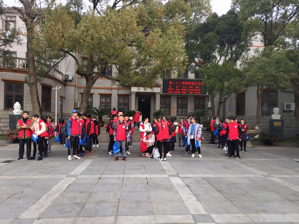 冬日暖阳 田中师生在行动